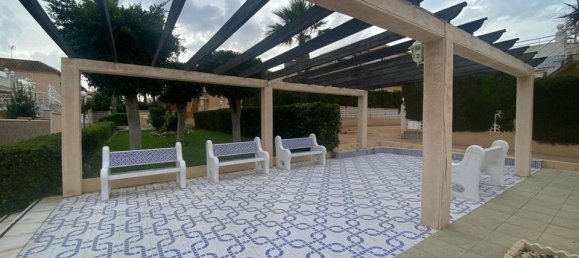 Bungalow de 2 dormitorios en Torrevieja, Spain No. 178484 9