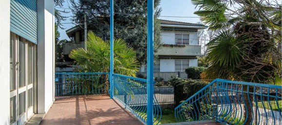 Villa de 3 divisões em Castano Primo, Italy N.º 20354 8