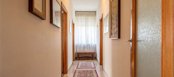 Villa de 3 divisões em Castano Primo, Italy N.º 20354 19