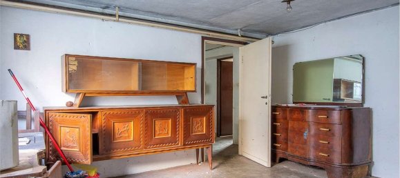 Villa de 3 divisões em Castano Primo, Italy N.º 20354 31