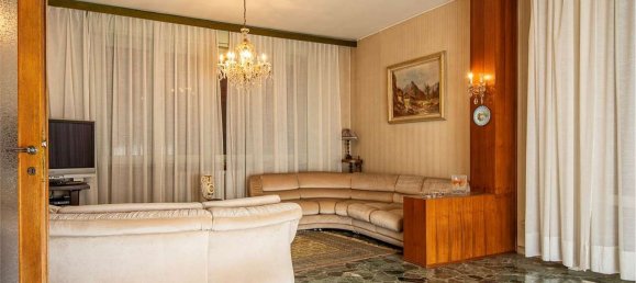 Villa de 3 divisões em Castano Primo, Italy N.º 20354 11