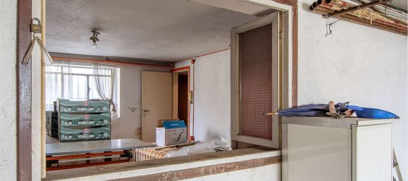 Villa de 3 divisões em Castano Primo, Italy N.º 20354 36