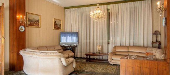 Villa de 3 divisões em Castano Primo, Italy N.º 20354 12