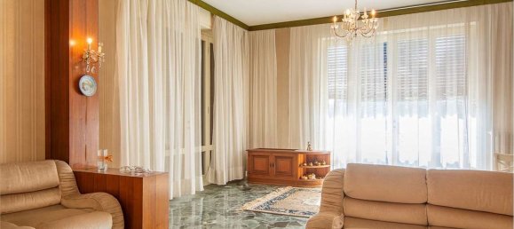 Villa de 3 divisões em Castano Primo, Italy N.º 20354 13