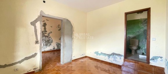 3 bedrooms Villa in Ribeira Brava, Portugal No. 235829 4