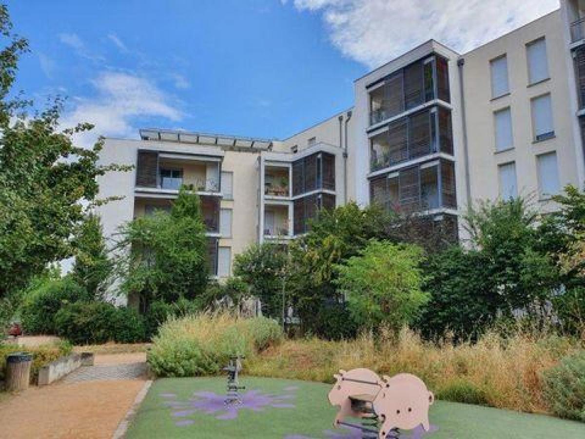 Studio in the Condo in Toulouse, France No. 37115