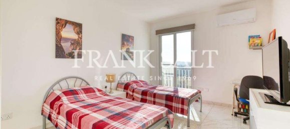 2 chambres Appartement à Saint Paul's Bay, Malta No. 7983 34