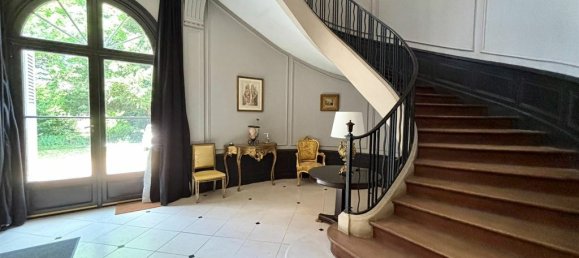 7 bedrooms Hotel in Saint-Cyr-sur-Loire, France No. 349952 8