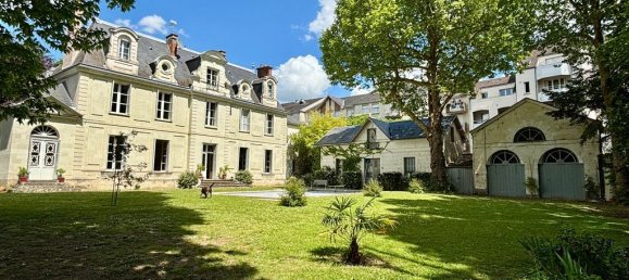 7 bedrooms Hotel in Saint-Cyr-sur-Loire, France No. 349952 3