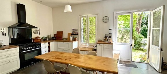 7 bedrooms Hotel in Saint-Cyr-sur-Loire, France No. 349952 12