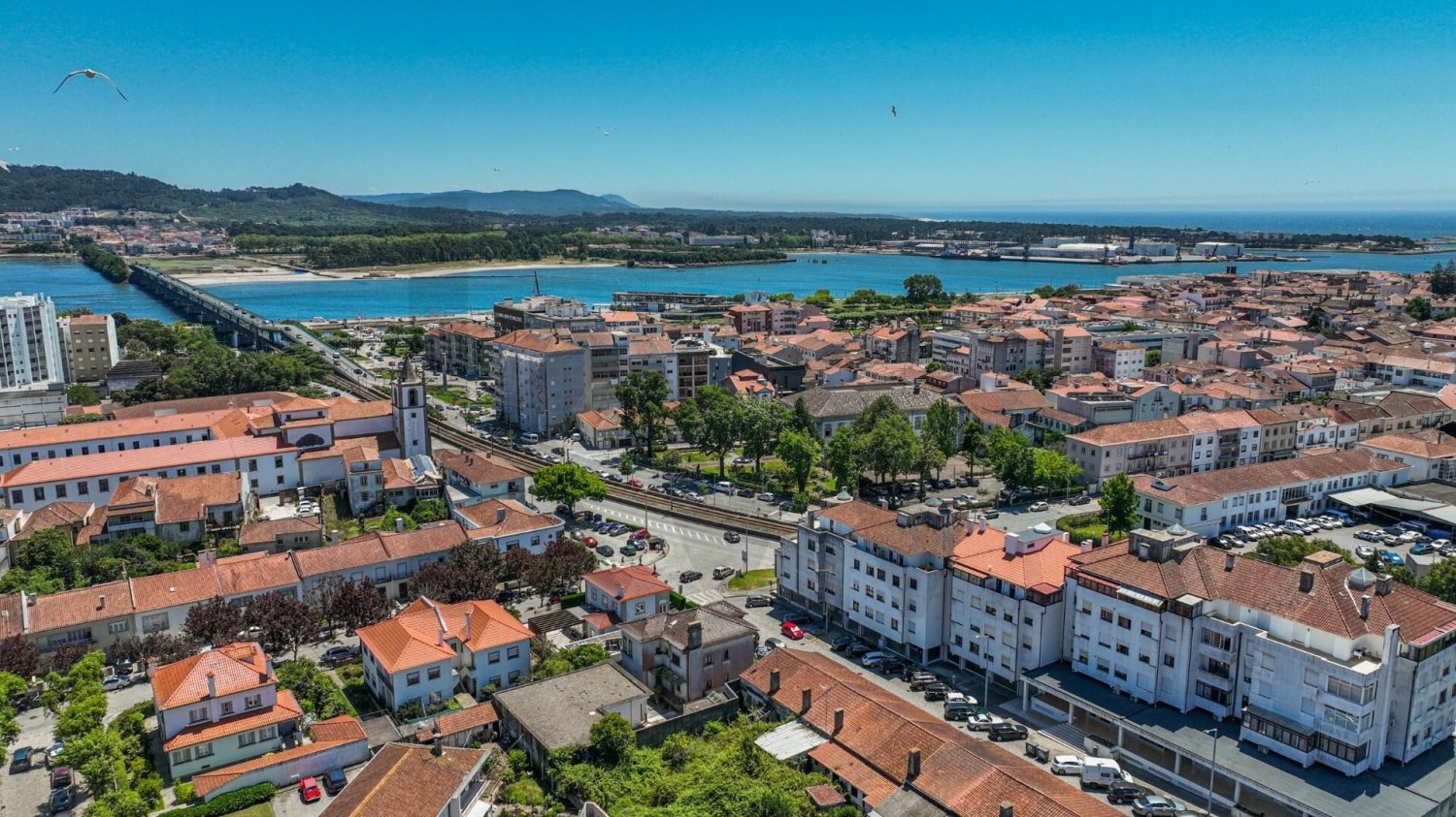 4 غرف نوم شقة في Viana do Castelo, Portugal رقم 190244