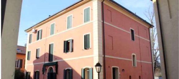 2 rooms Apartment in Argenta, Italy No. 19558 2