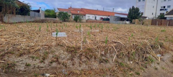 Land in Almada, Portugal No. 52163 13