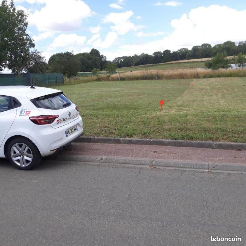 489m² Land in Eure, France No. 96072