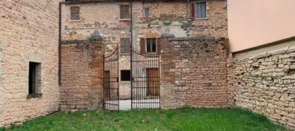 250m² Commercial property in Piobbico, Italy No. 336776 18