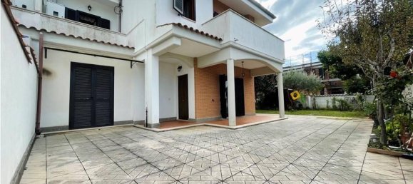 4 rooms Villa in Anzio, Italy No. 235399 3