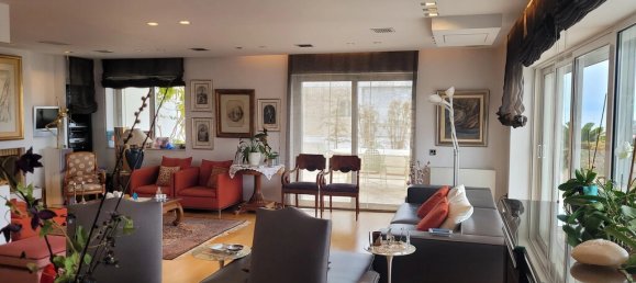 2 bedrooms Apartment in Glyfada, Greece No. 2328 2