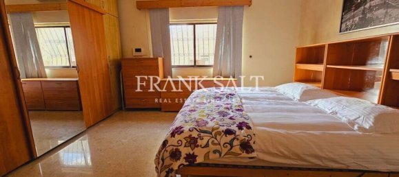 Villa de 4 dormitorios en Kappara, Malta No. 5038 14