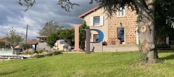 Villa de 4 dormitorios en Charlieu, France No. 270454 2