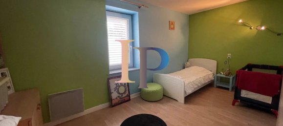 Villa de 4 dormitorios en Charlieu, France No. 270454 15