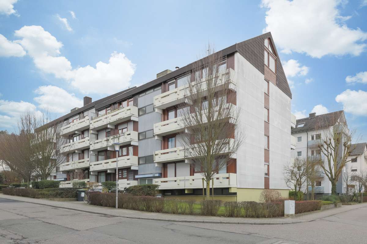 Apartamento de 2 habitaciónes en Karlsruhe, Germany No. 50940