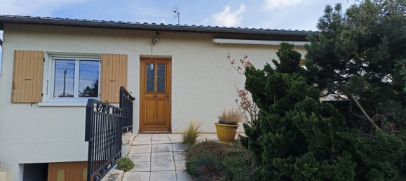 3 bedrooms House in Anneyron, France No. 208076 15