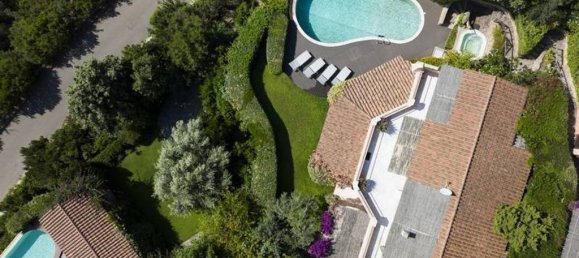 Villa de 4 dormitorios en Sardinia, Italy No. 247951 31