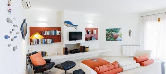 Villa de 4 dormitorios en Sardinia, Italy No. 247951 18