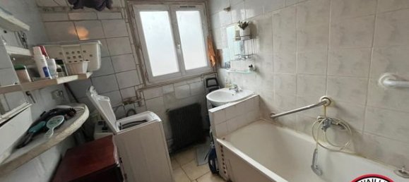 2 bedrooms Apartment in Clichy-sous-Bois, France No. 313477 6