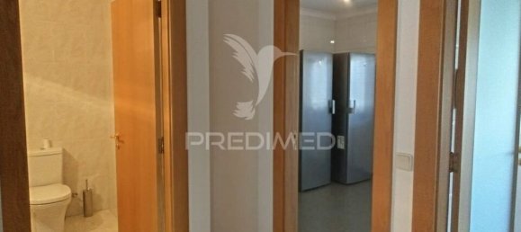 4 bedrooms Villa in Senhora da Hora, Portugal No. 133439 3