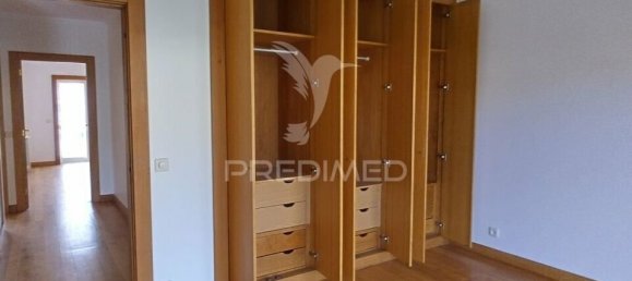 4 bedrooms Villa in Senhora da Hora, Portugal No. 133439 9