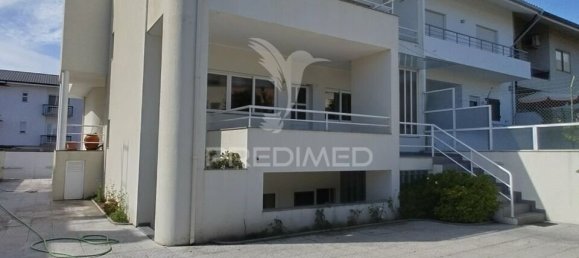 4 bedrooms Villa in Senhora da Hora, Portugal No. 133439 31