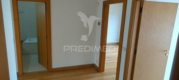 4 bedrooms Villa in Senhora da Hora, Portugal No. 133439 18