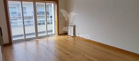 4 bedrooms Villa in Senhora da Hora, Portugal No. 133439 13