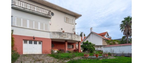 5 bedrooms Villa in Cascais, Portugal No. 184979 3
