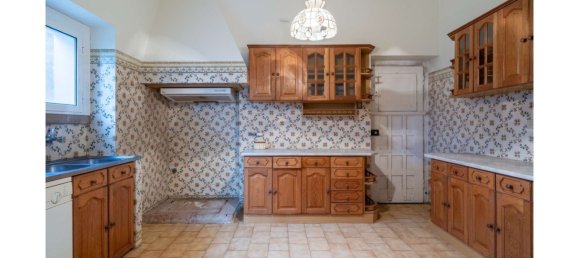 5 bedrooms Villa in Cascais, Portugal No. 184979 17