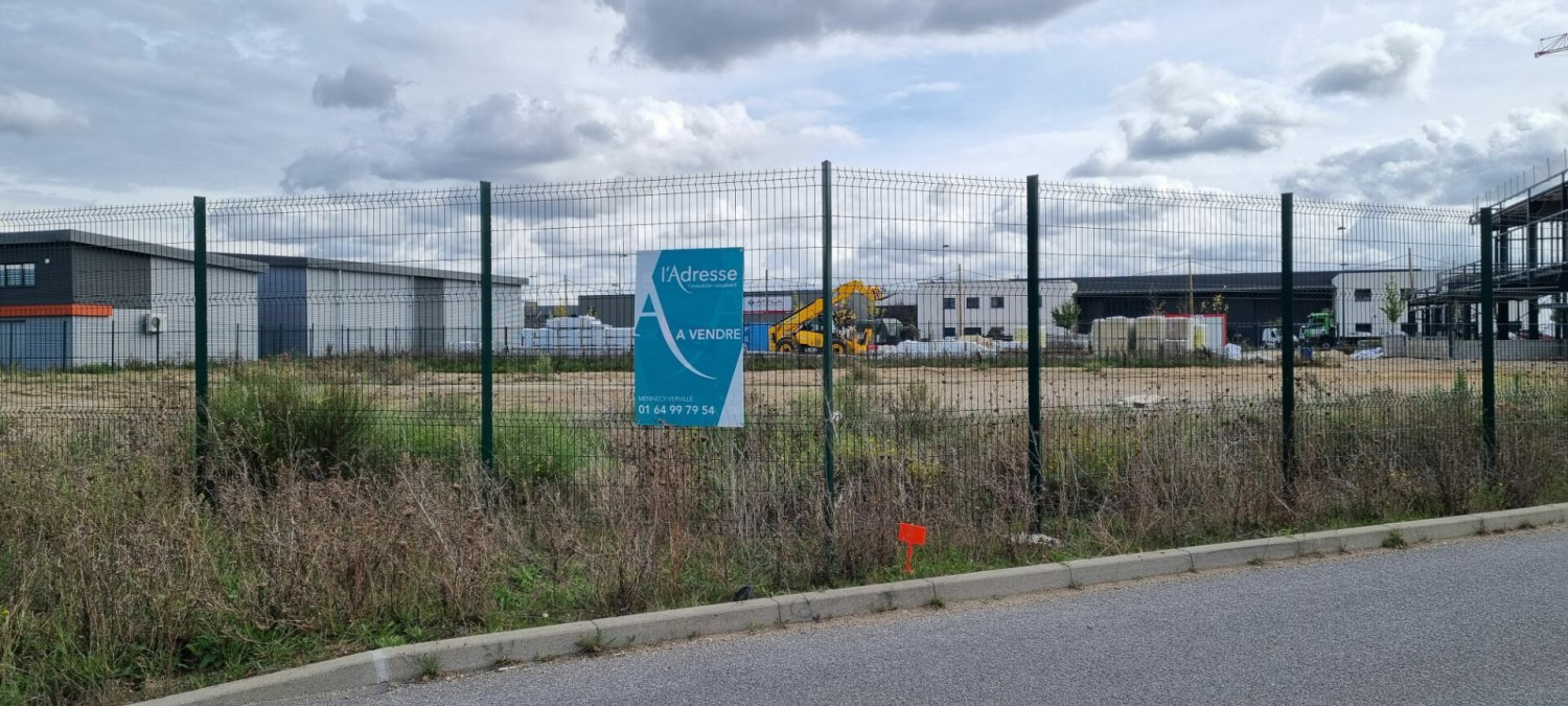 Terrain à Mennecy, France No. 296999