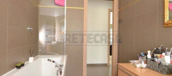 5 Schlafzimmer Wohnung in Valdagno, Italy, Nr. 376877 7