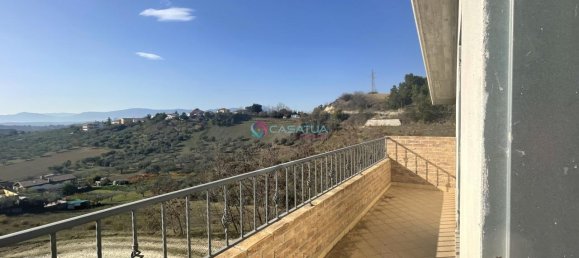 15 rooms House in Spoltore, Italy No. 110037 2