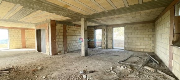 15 rooms House in Spoltore, Italy No. 110037 37