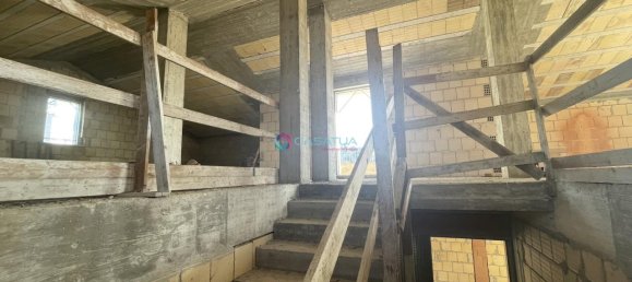 15 rooms House in Spoltore, Italy No. 110037 39