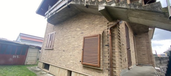4 rooms Villa in Seveso, Italy No. 55402 9