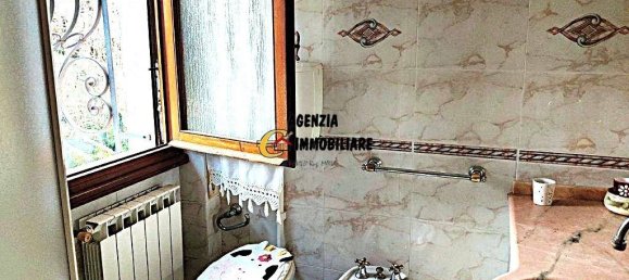 2 bedrooms Apartment in Camaiore, Italy No. 81454 10