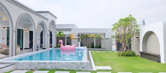 Haus in Pattaya, Thailand 307.75m², Nr. 58342 2