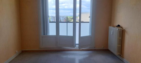 Apartamento de 2 dormitorios en Tinqueux, France No. 64919 4