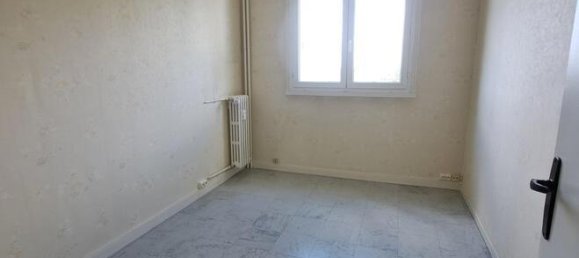 Apartamento de 2 dormitorios en Tinqueux, France No. 64919 7