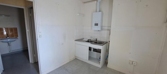 Apartamento de 2 dormitorios en Tinqueux, France No. 64919 6