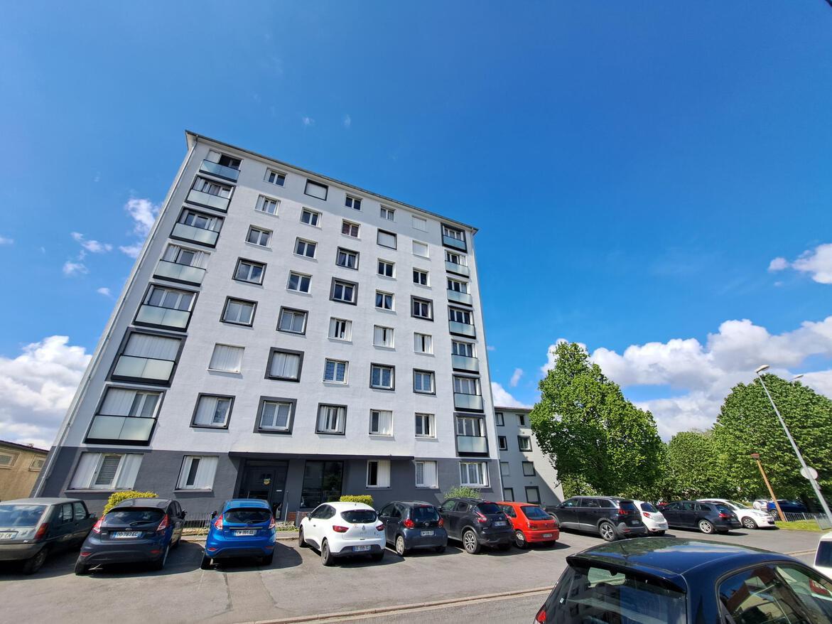 Apartamento de 2 dormitorios en Tinqueux, France No. 64919