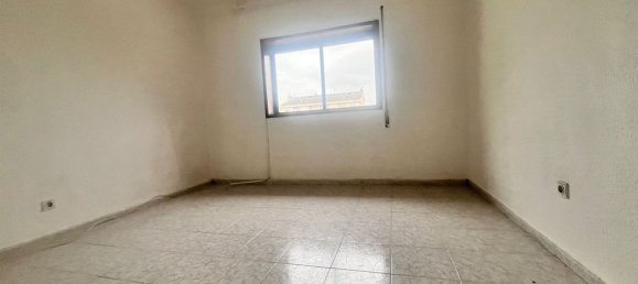 3 bedrooms Apartment in Rio Tinto, Portugal No. 71746 24