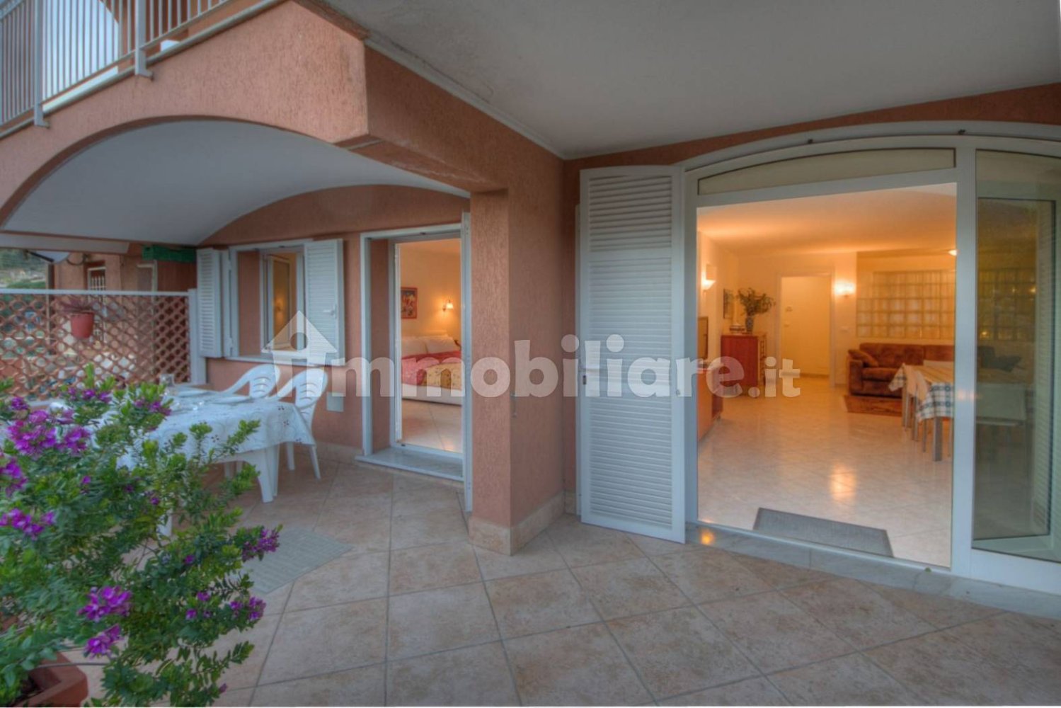 2 Schlafzimmer Wohnung in Pietra Ligure, Italy, Nr. 286468